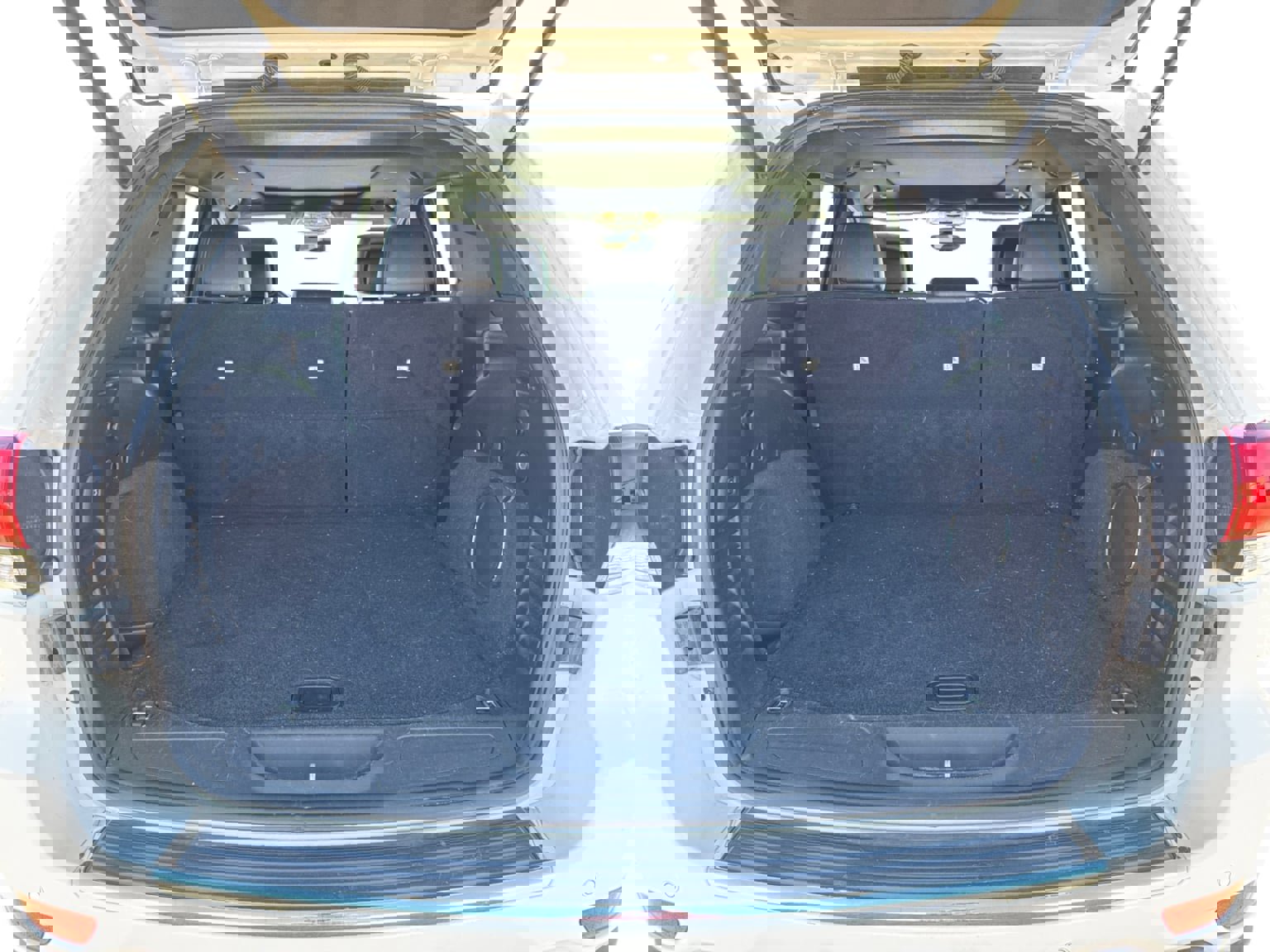 Used 2020 Jeep Grand Cherokee Limited w/ Luxury Group II image 19