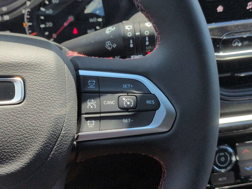 New 2026 Jeep Compass Trailhawk AWD/4WD image 17