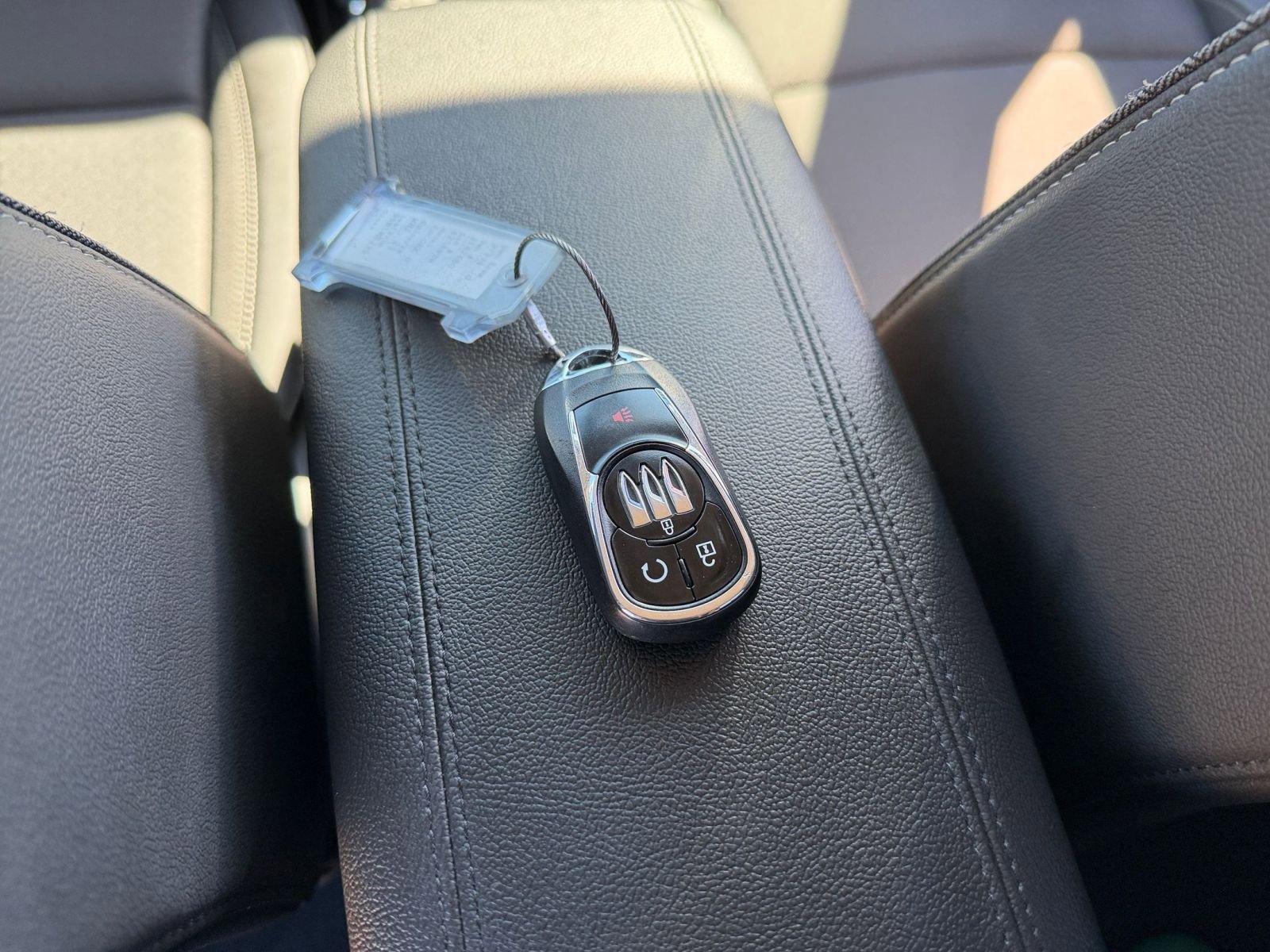 Used 2025 Buick Encore GX Preferred image 22