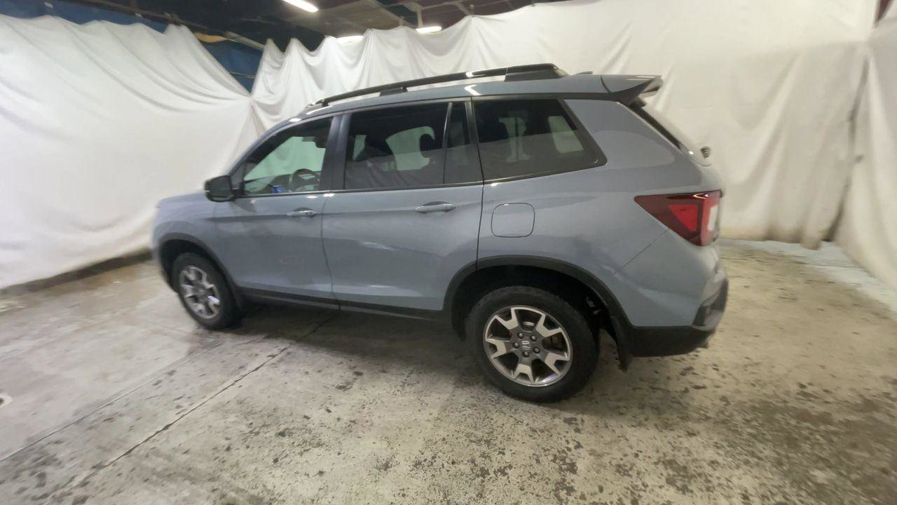 Used 2023 Honda Passport TrailSport image 6
