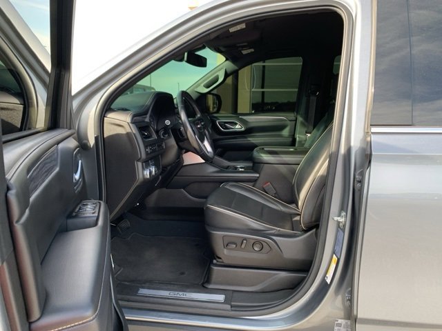 Used 2021 GMC Yukon SLT image 9