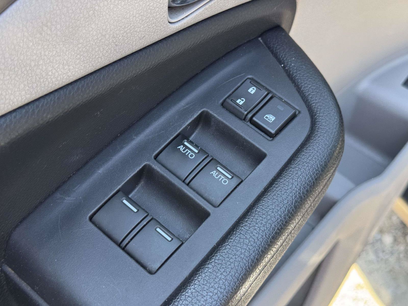 Used 2017 Honda Pilot EX-L image 14