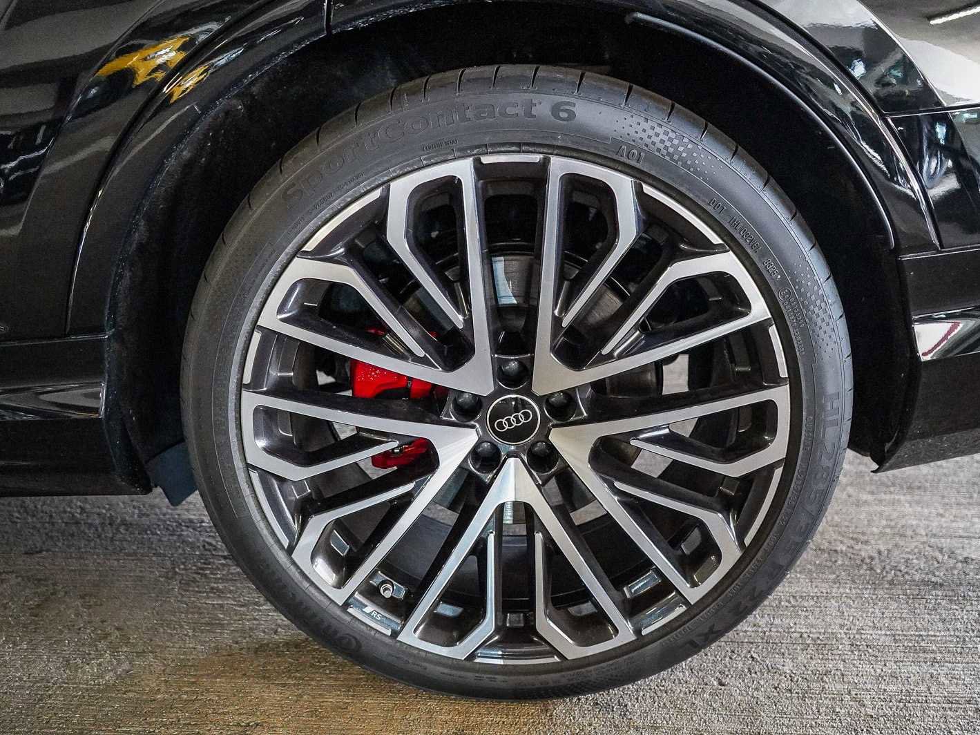 New 2026 Audi SQ7 Premium Plus AWD/4WD image 8
