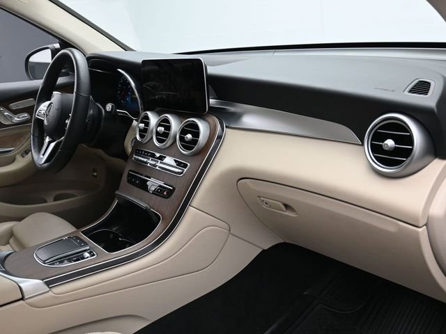 Used 2021 Mercedes-Benz GLC 300 4MATIC image 27
