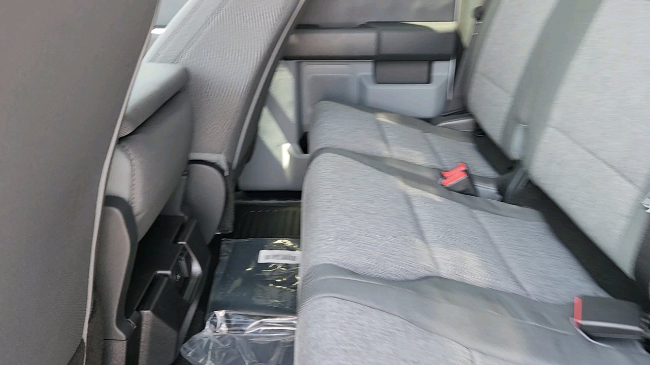 New 2025 Ford F550 4x4 SuperCab Super Duty image 23