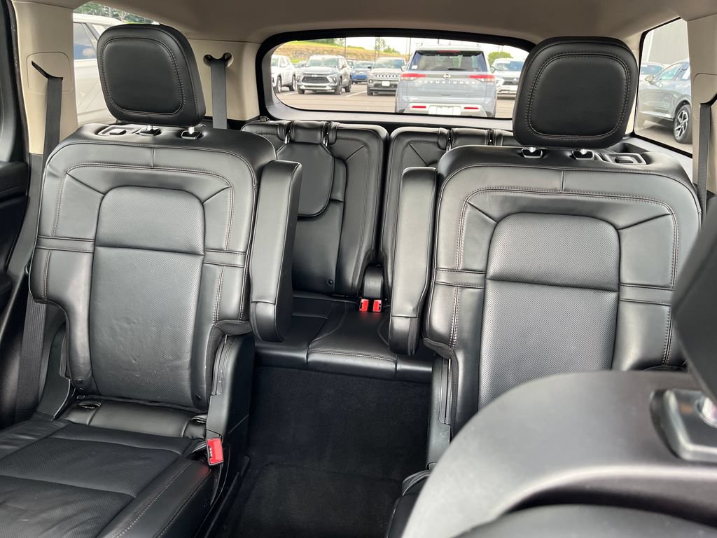 Used 2024 Lincoln Aviator Reserve w/ Jet Package AWD/4WD image 13