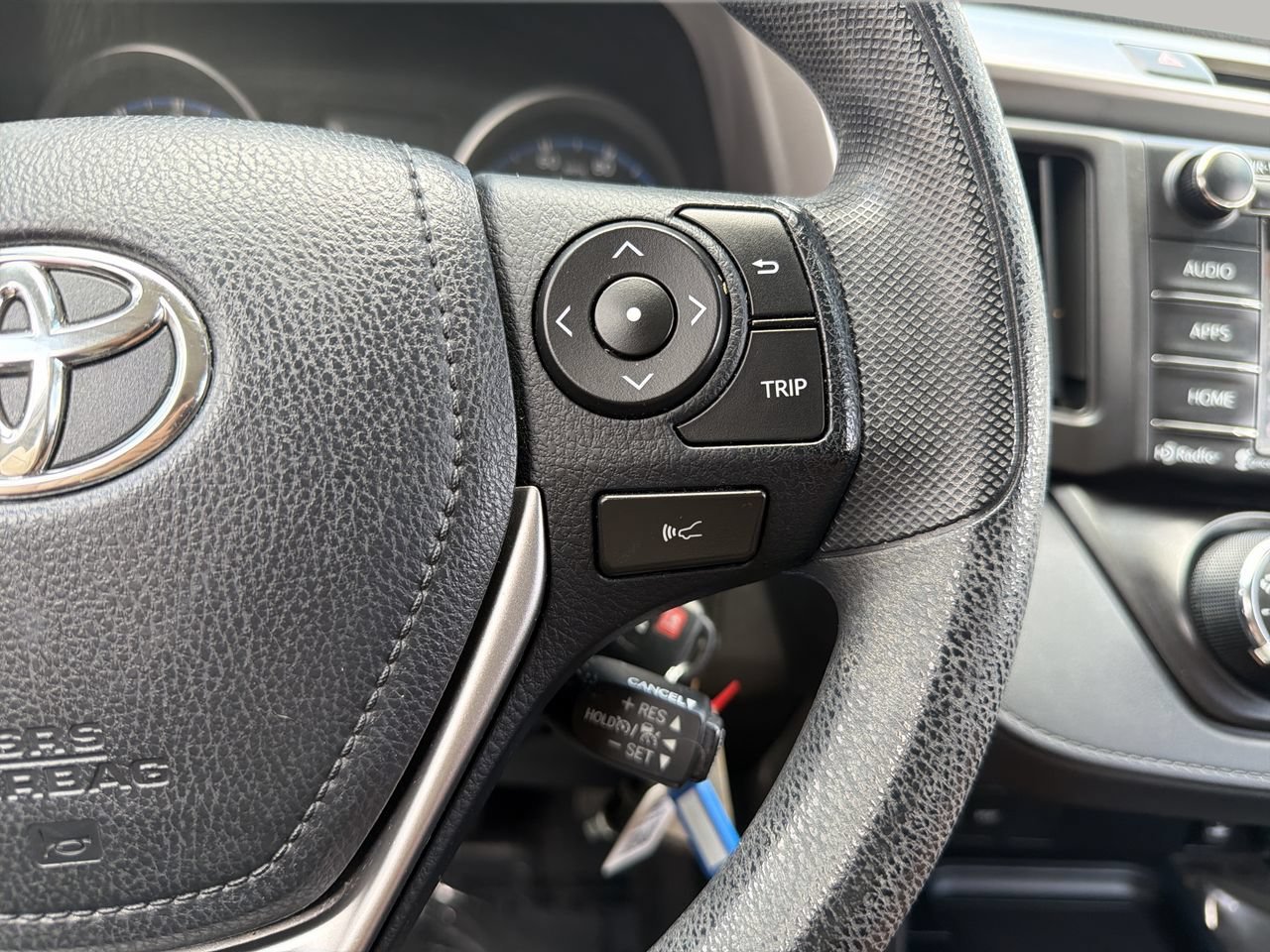 Used 2017 Toyota RAV4 LE FWD image 25