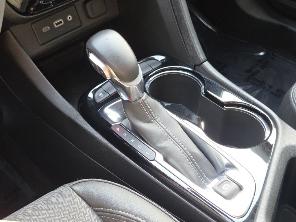 Used 2022 Buick Encore GX Preferred FWD image 31