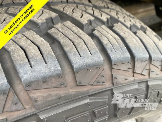 Used 2023 Chevrolet Silverado 1500 LT AWD/4WD image 18