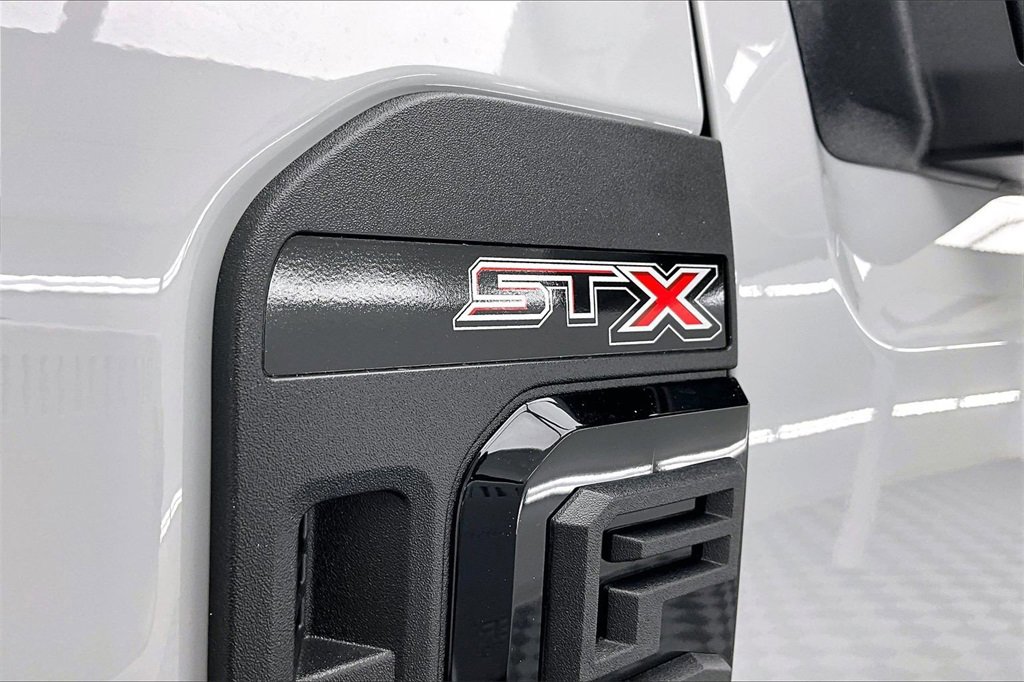 Used 2026 Ford F250 XL w/ STX Appearance Package image 8