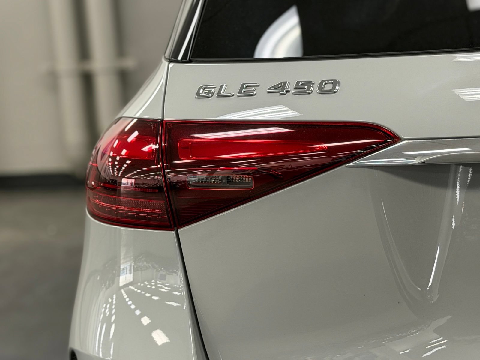 Used 2024 Mercedes-Benz GLE 450 4MATIC image 13