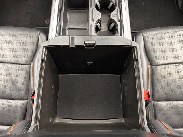 Used 2025 Ford F350 Lariat w/ Black Appearance Package image 25