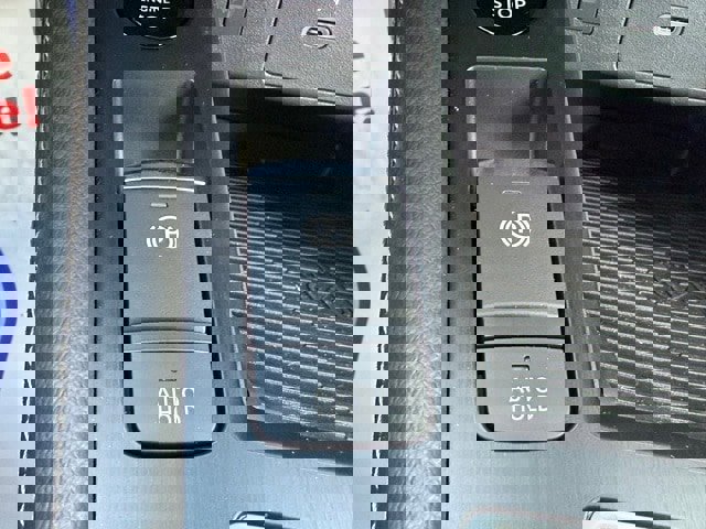 New 2025 Nissan Kicks SV image 29