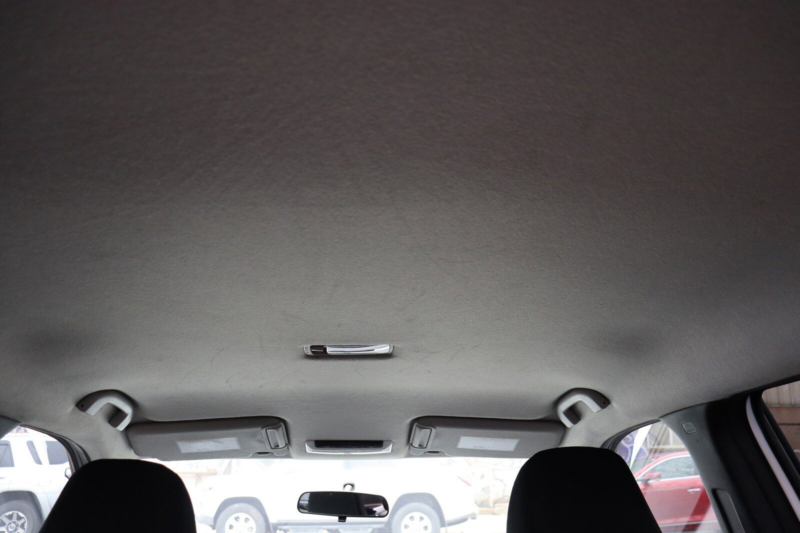 Used 2018 Nissan Kicks SV image 36