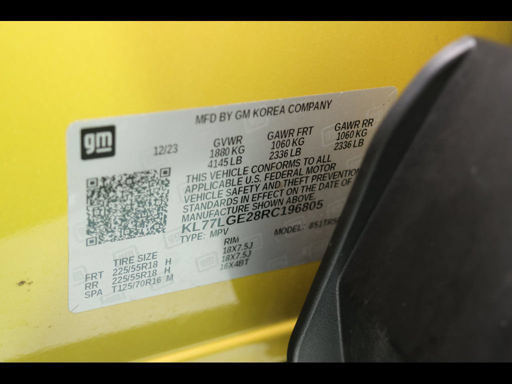 Used 2024 Chevrolet Trax RS FWD image 28