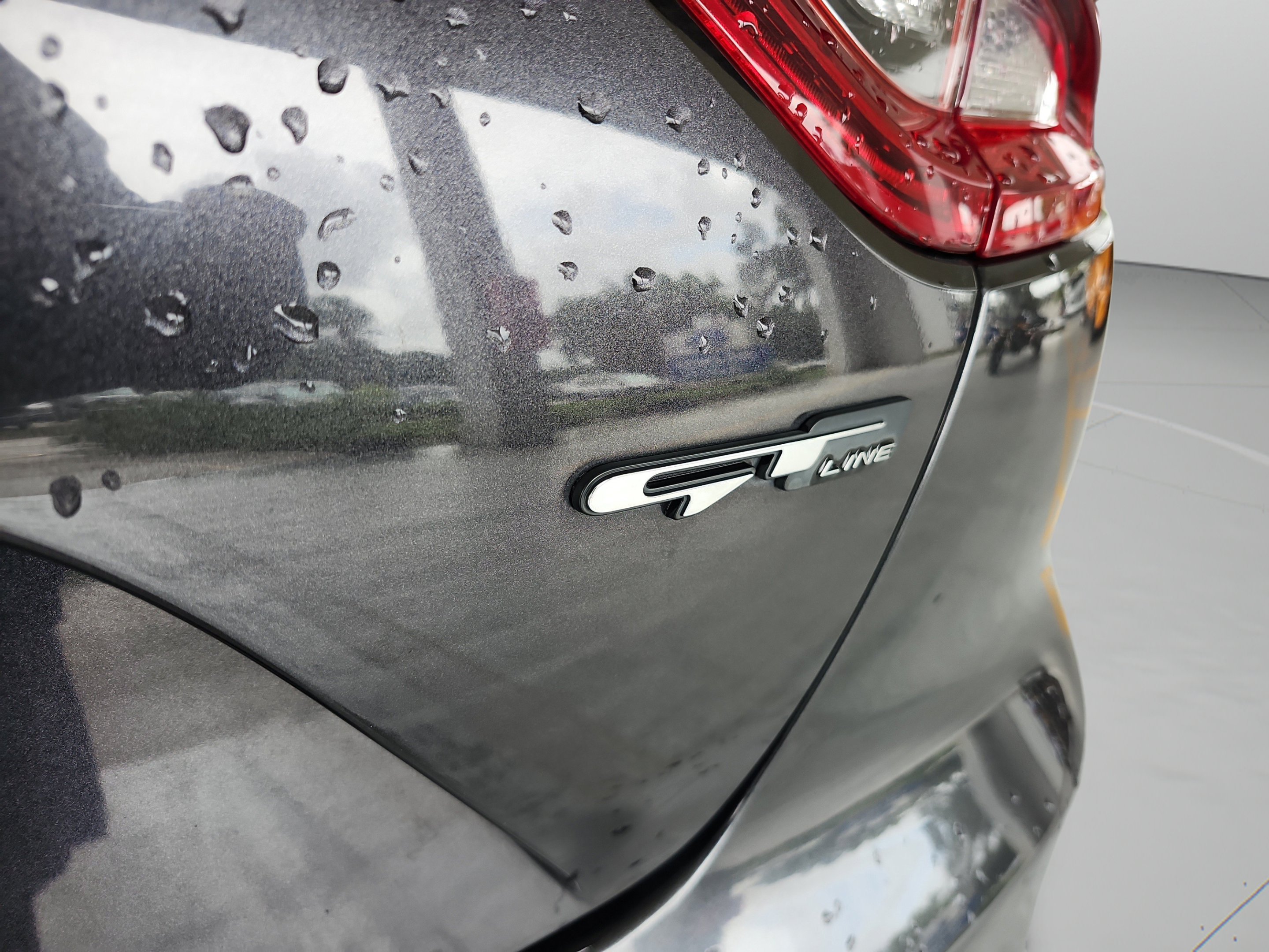 Used 2021 Kia Stinger GT-Line w/ Sun & Sound Package RWD image 34