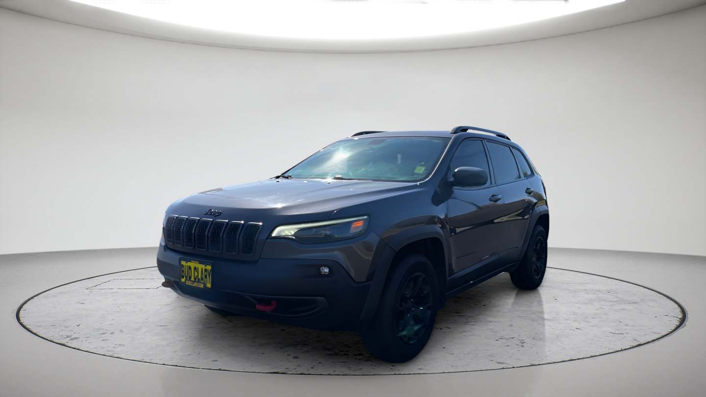 Used 2019 Jeep Cherokee Trailhawk w/ Comfort/Convenience Group AWD/4WD image 1