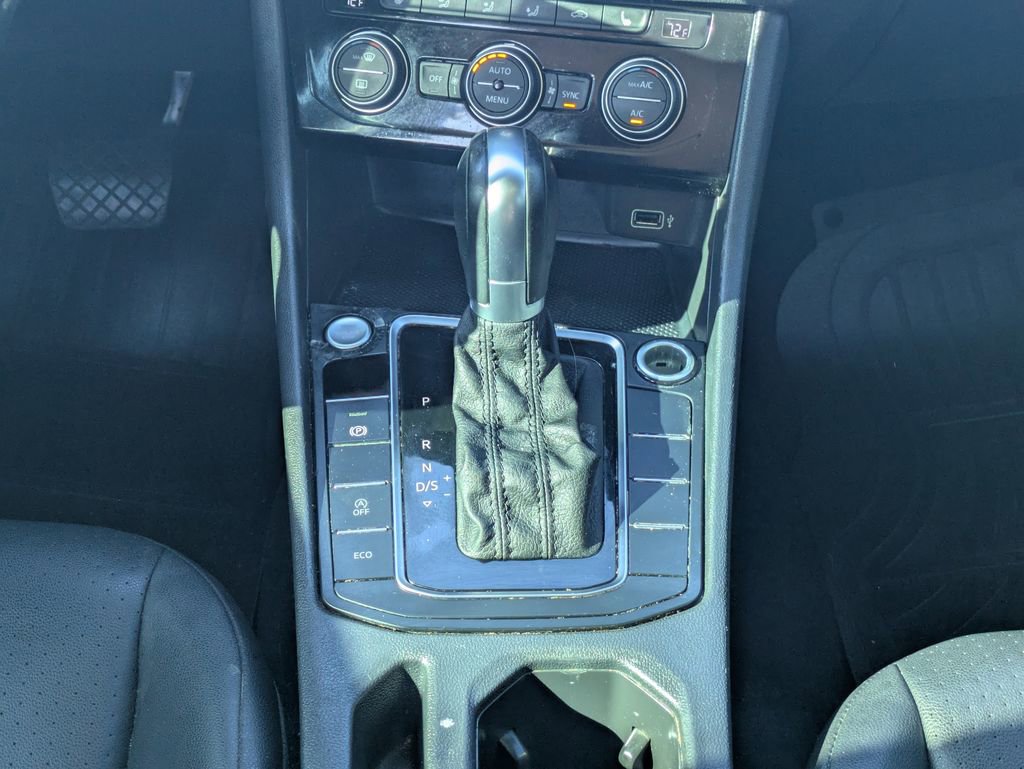 Used 2019 Volkswagen Jetta SE image 18