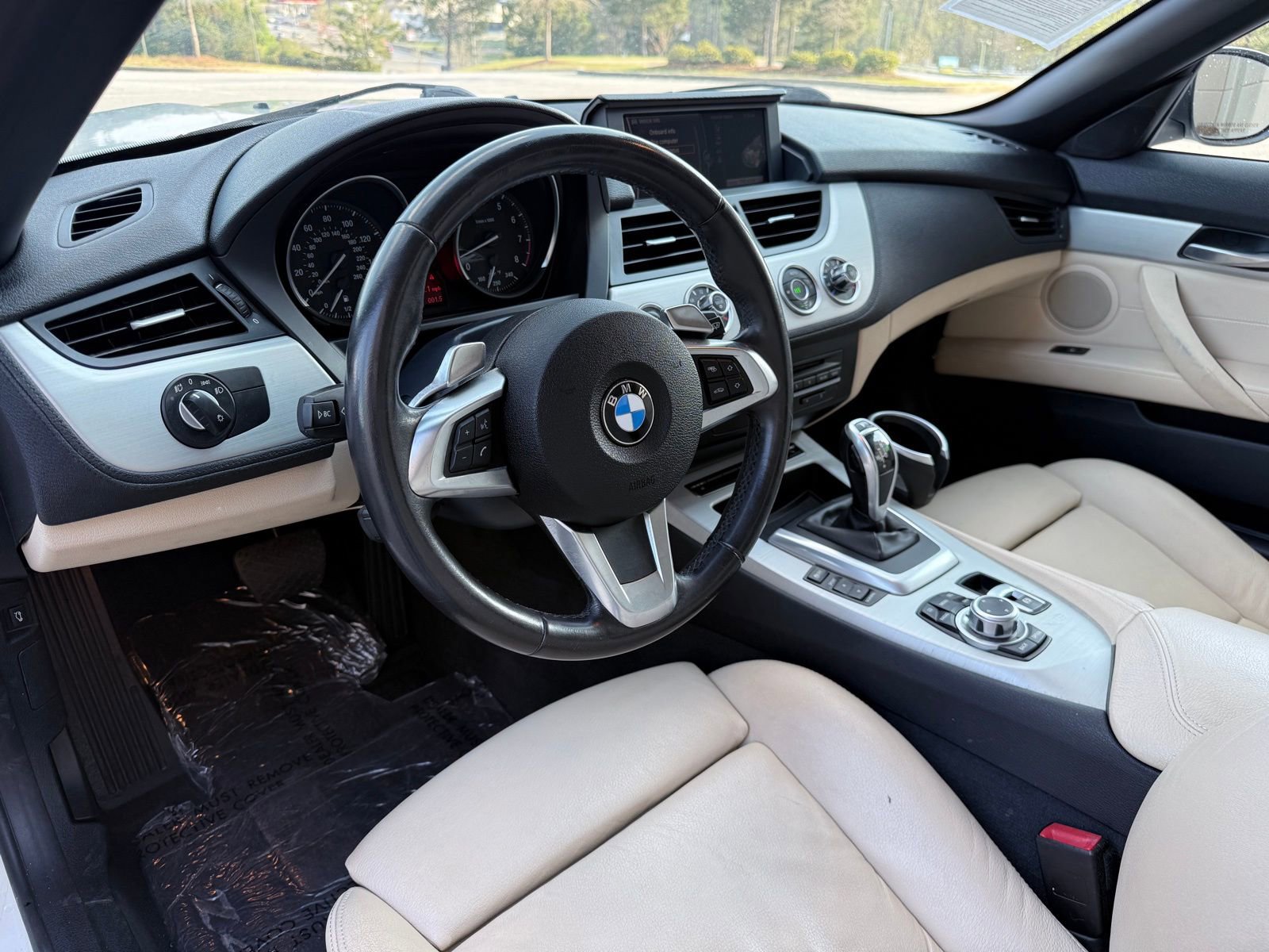 Used 2009 BMW Z4 sDrive35i image 22