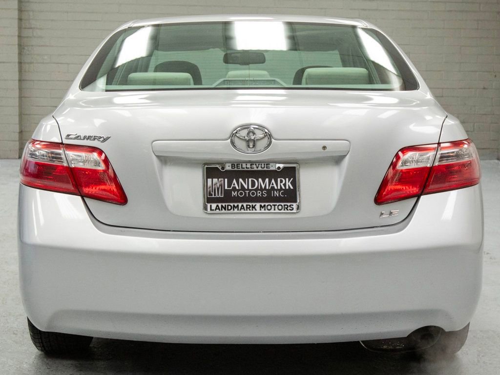 Used 2008 Toyota Camry LE image 25