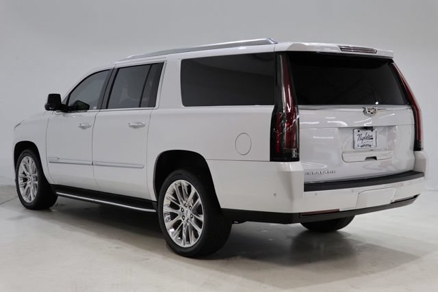 Used 2019 Cadillac Escalade ESV Luxury AWD/4WD image 5