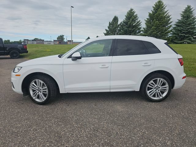 Used 2018 Audi Q5 2.0T Premium Plus w/ Premium Plus Package AWD/4WD image 2