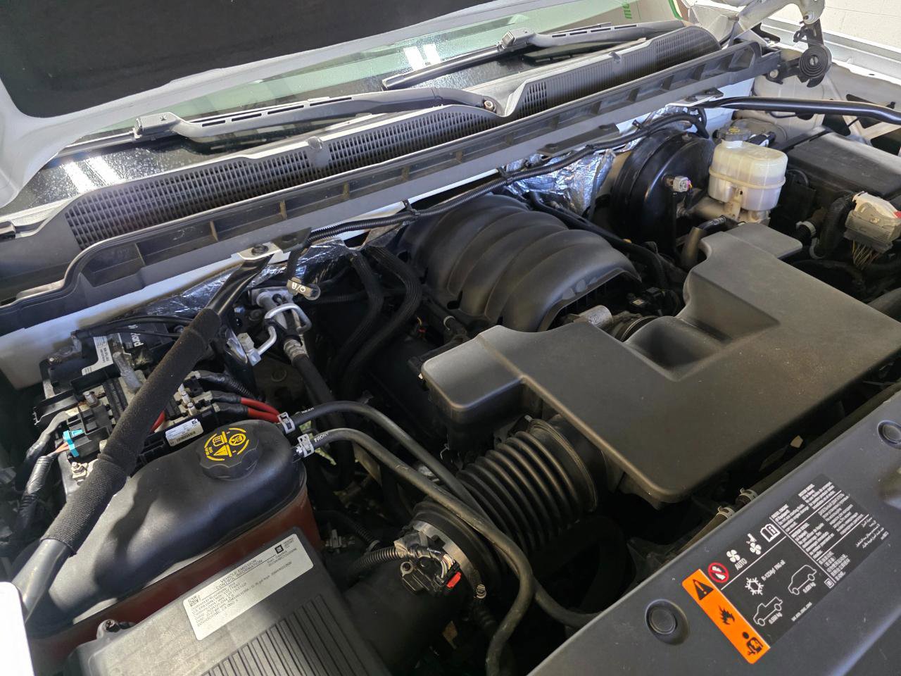 Used 2018 Chevrolet Silverado 1500 LT w/ All Star Edition image 39