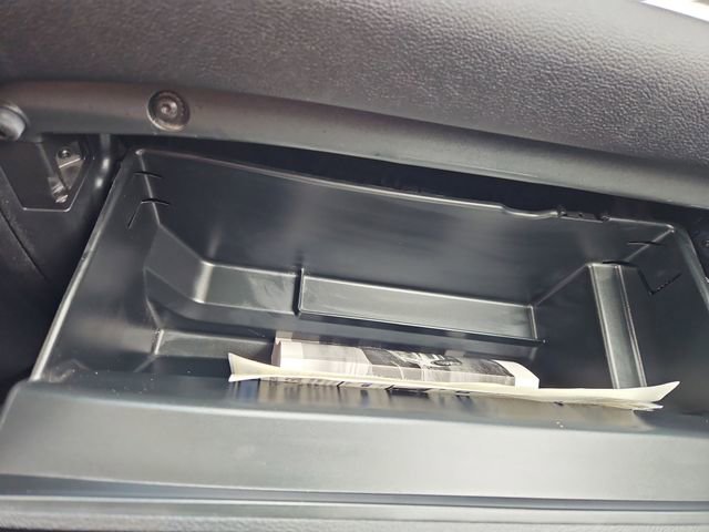 Used 2022 Ford Explorer XLT w/ Equipment Group 202A image 31