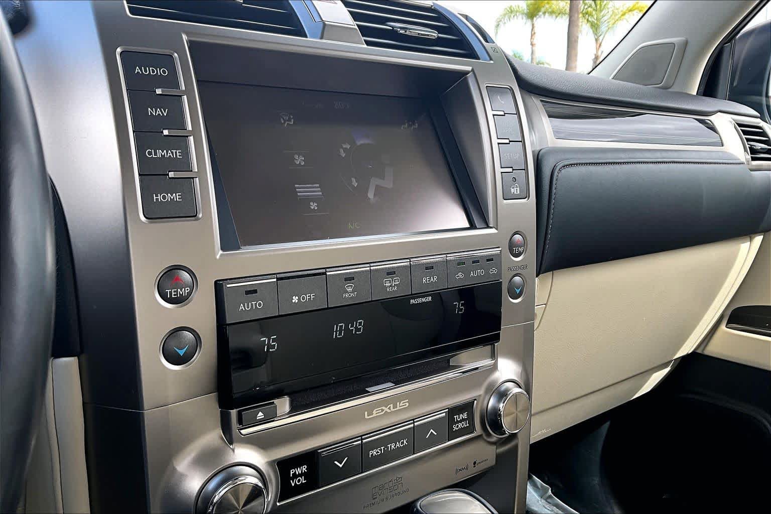 Used 2021 Lexus GX 460 Premium w/ Accessory Package AWD/4WD image 36