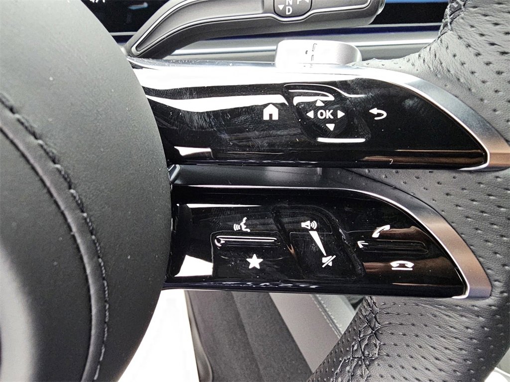 New 2026 Mercedes-Benz GLS 580 4MATIC image 21