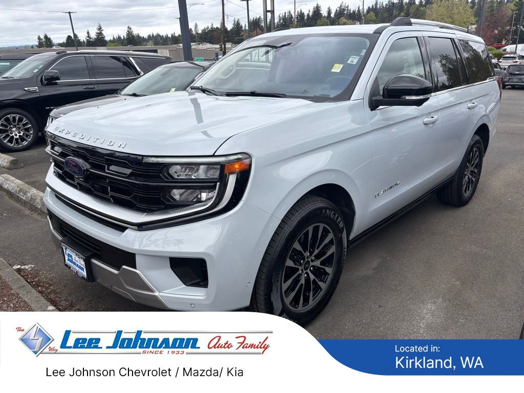 Used 2025 Ford Expedition Platinum AWD/4WD image 1