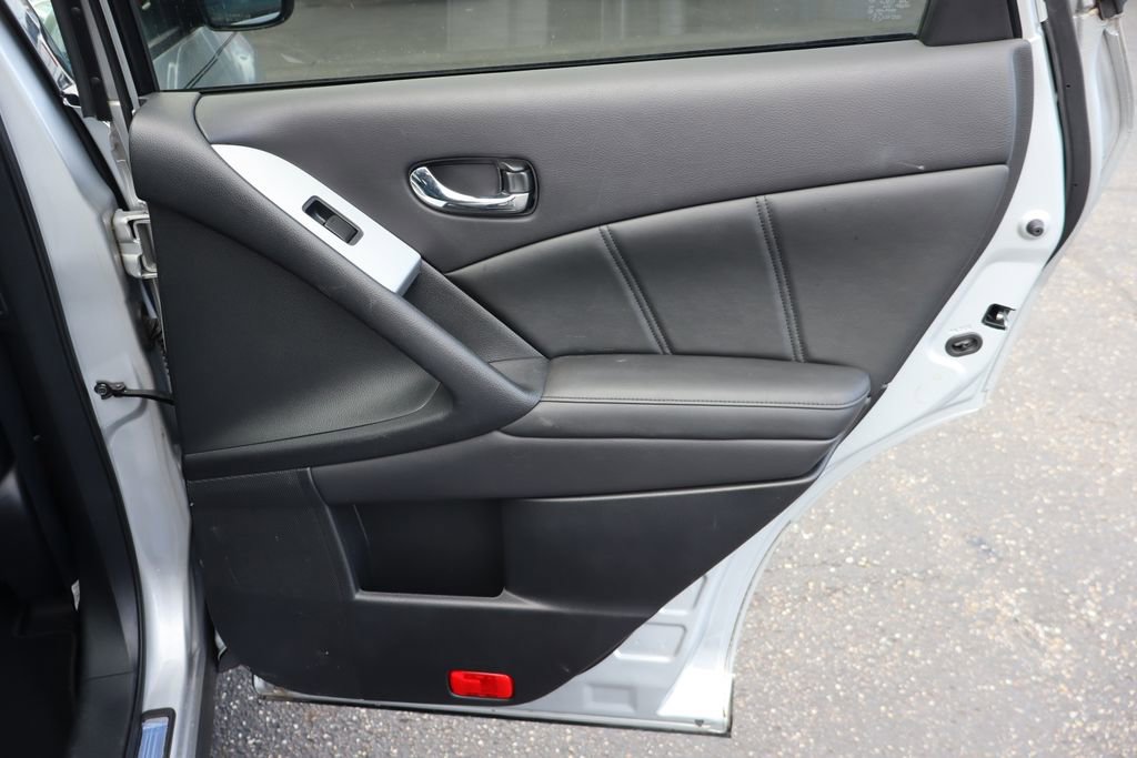 Used 2014 Nissan Murano SL w/ Navigation Package image 34