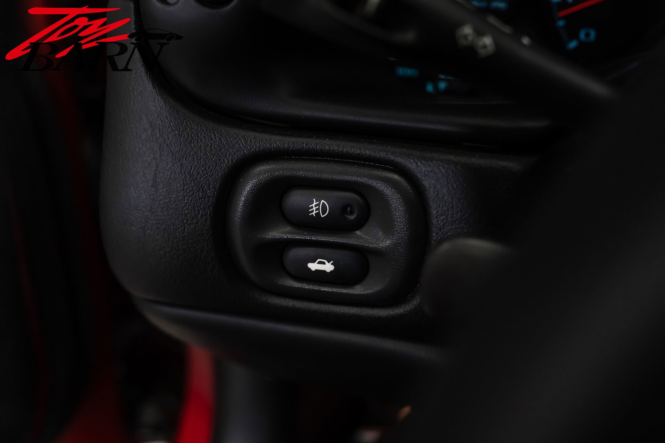 Used 2001 Chevrolet Corvette Convertible w/ Preferred Equipment Group2 image 36