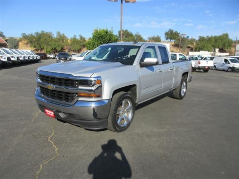 Used 2016 Chevrolet Silverado 1500 LT RWD image 3