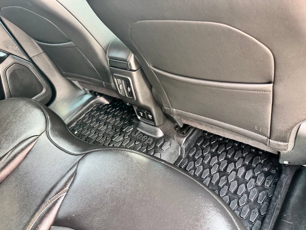Used 2019 Jeep Compass Latitude w/ Popular Equipment Group AWD/4WD image 20