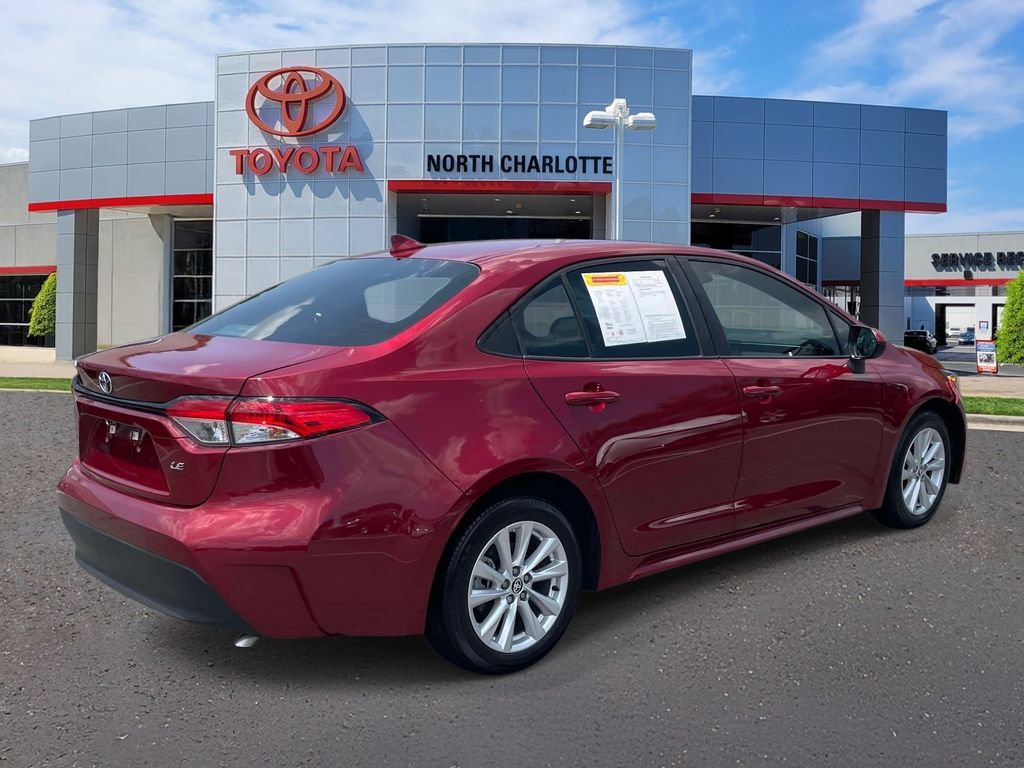 Used 2024 Toyota Corolla LE w/ LE Convenience Package FWD image 8