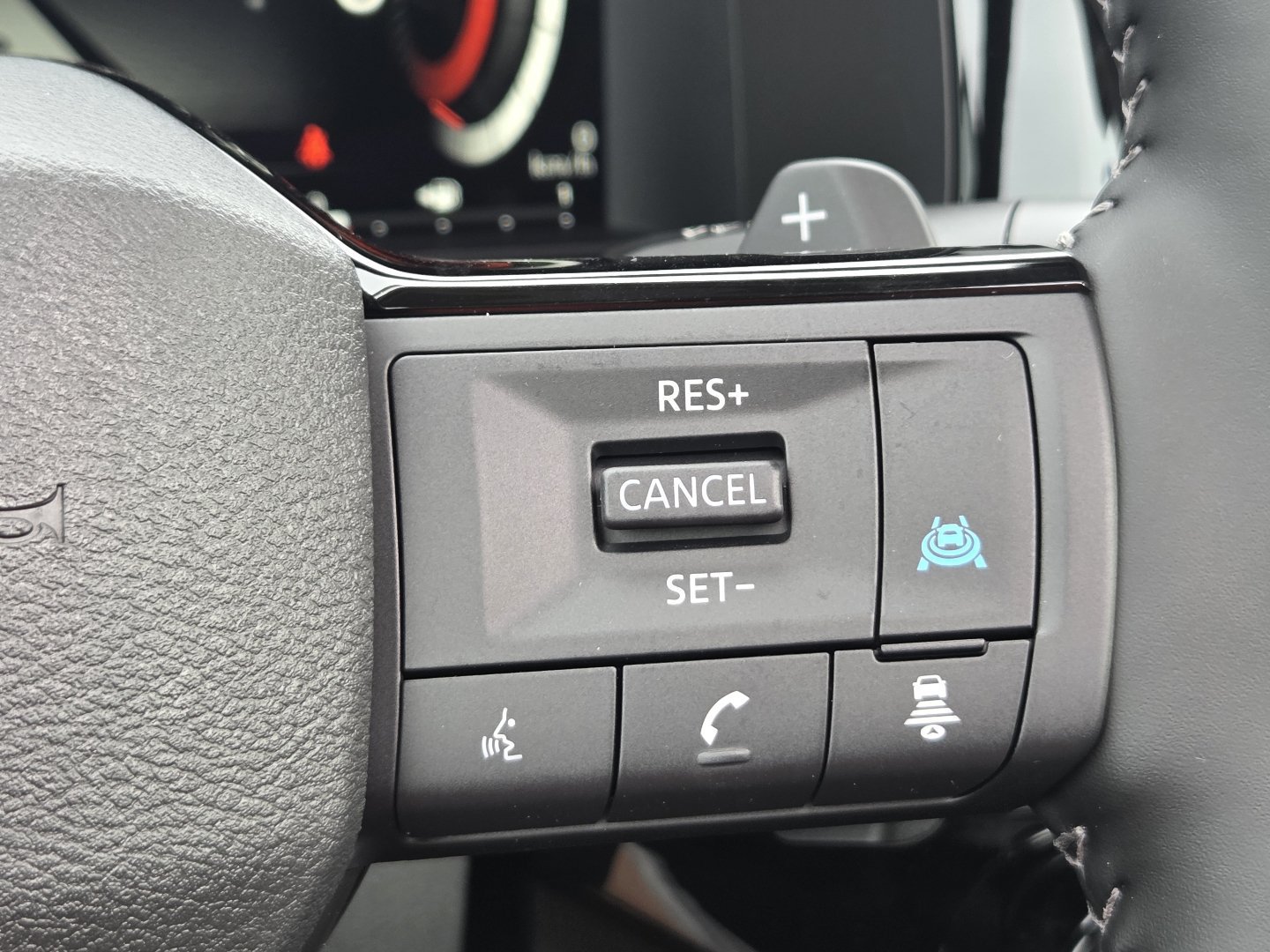 New 2026 Nissan Pathfinder Platinum AWD/4WD image 33