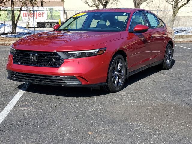 Used 2024 Honda Accord EX-L image 2