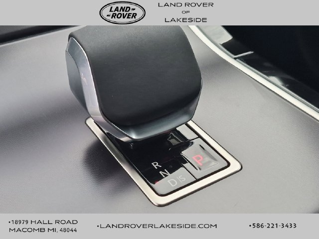 Used 2026 Land Rover Range Rover Velar Dynamic SE AWD/4WD image 9