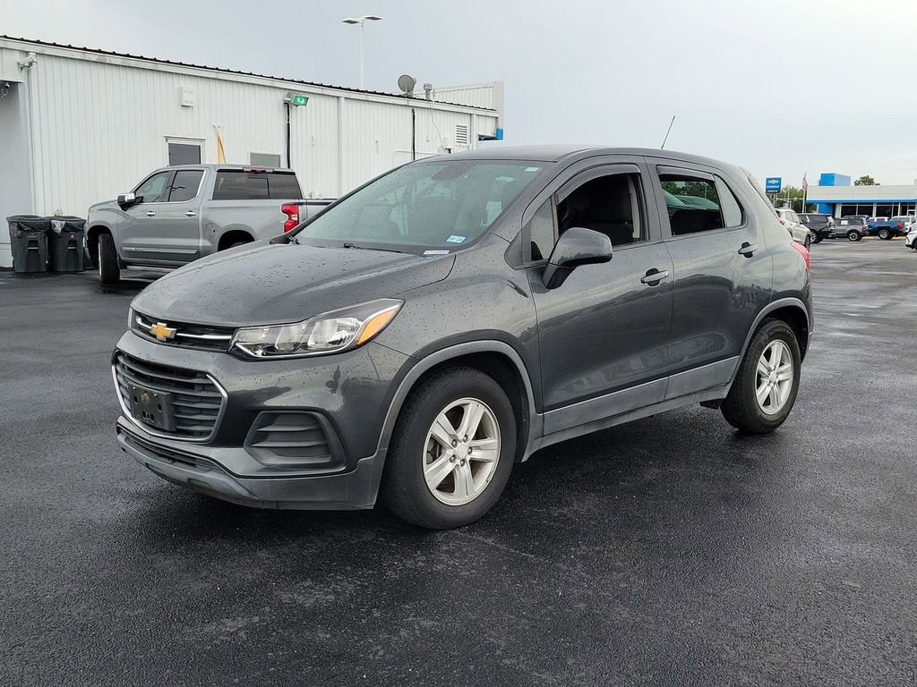 Used 2020 Chevrolet Trax LS FWD image 12