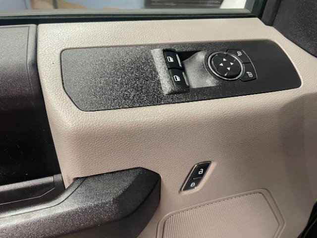 Used 2020 Ford F250 XL w/ Power Equipment Group RWD image 8