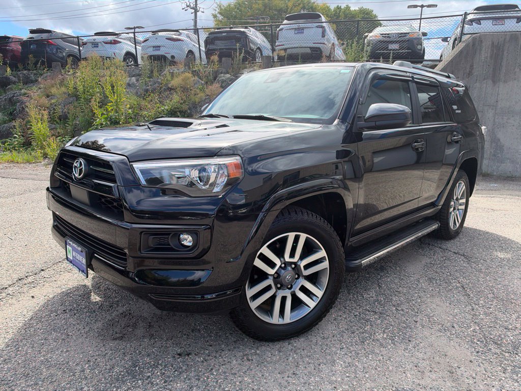 Used 2023 Toyota 4Runner TRD Sport AWD/4WD image 2