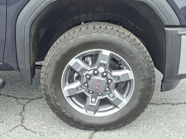 New 2025 GMC Sierra 3500 SLT w/ SLT Premium Package image 6