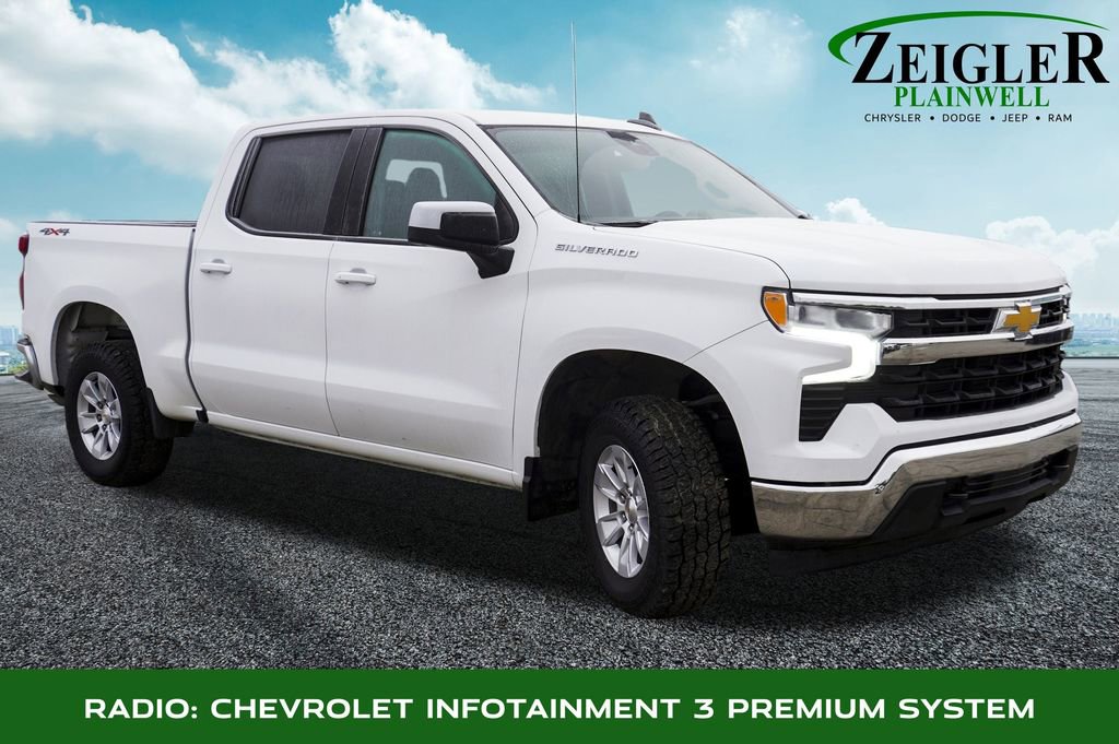 Used 2025 Chevrolet Silverado 1500 LT w/ Work Truck Package image 4