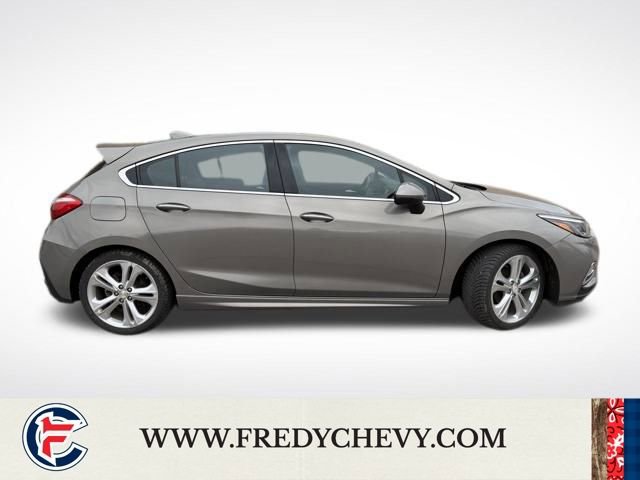 Used 2017 Chevrolet Cruze Premier image 9