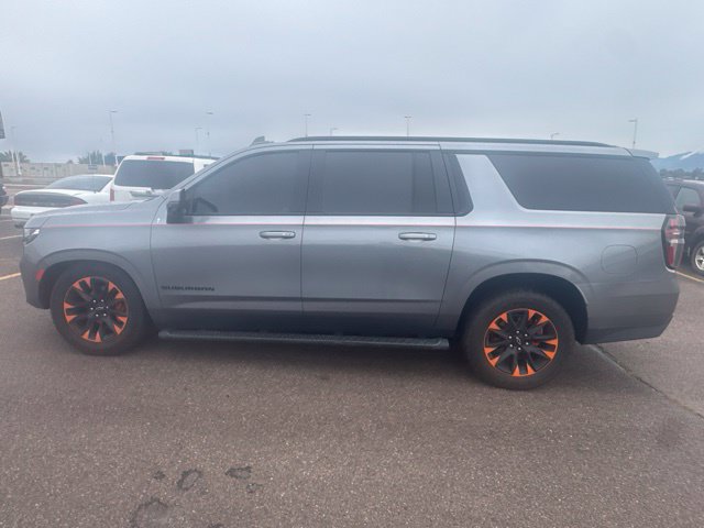 Used 2021 Chevrolet Suburban Z71 w/ Z71 Off-Road Package AWD/4WD image 7