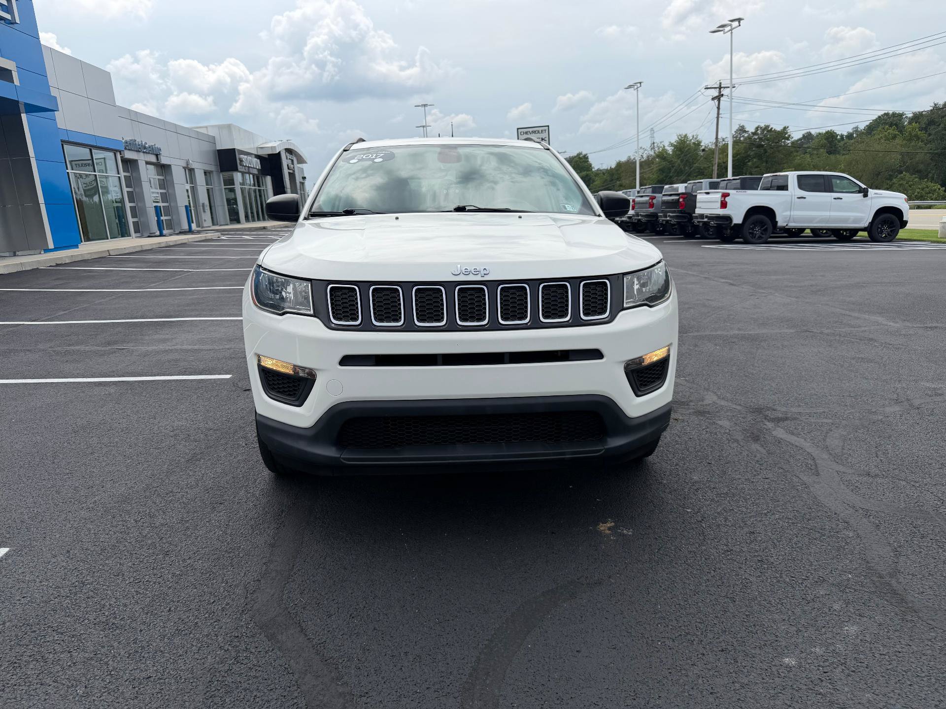 Used 2017 Jeep Compass Sport AWD/4WD image 9