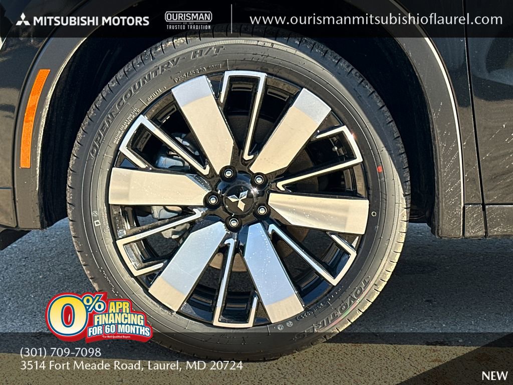 New 2025 Mitsubishi Outlander SEL image 5