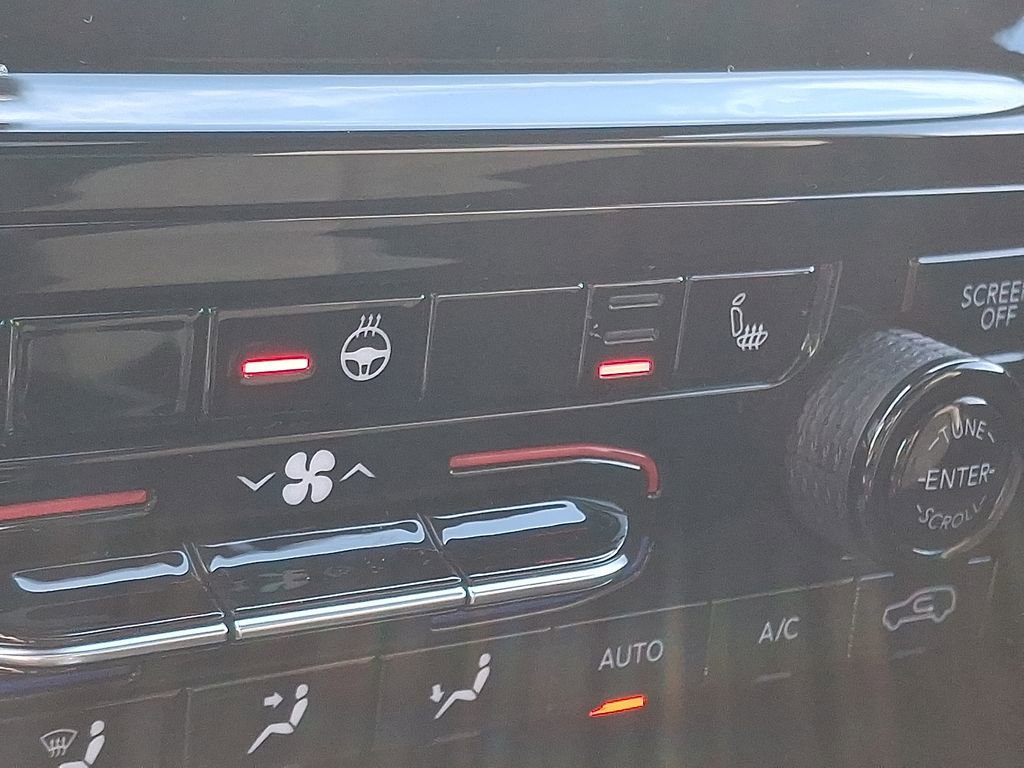 Used 2023 Jeep Grand Cherokee L Altitude image 24