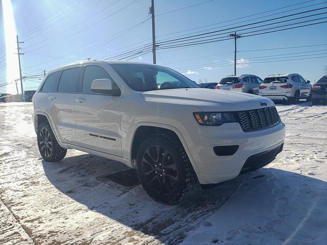 Used 2020 Jeep Grand Cherokee Altitude image 7